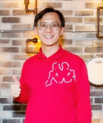Charles Chen (陳世杰)